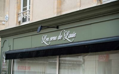 Enseigne en PVC pour un commerce à Bayeux